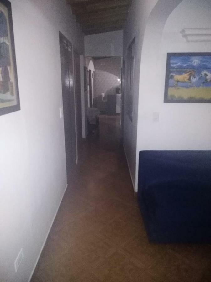Habitacion Cerca Al Centro Медельїн Екстер'єр фото