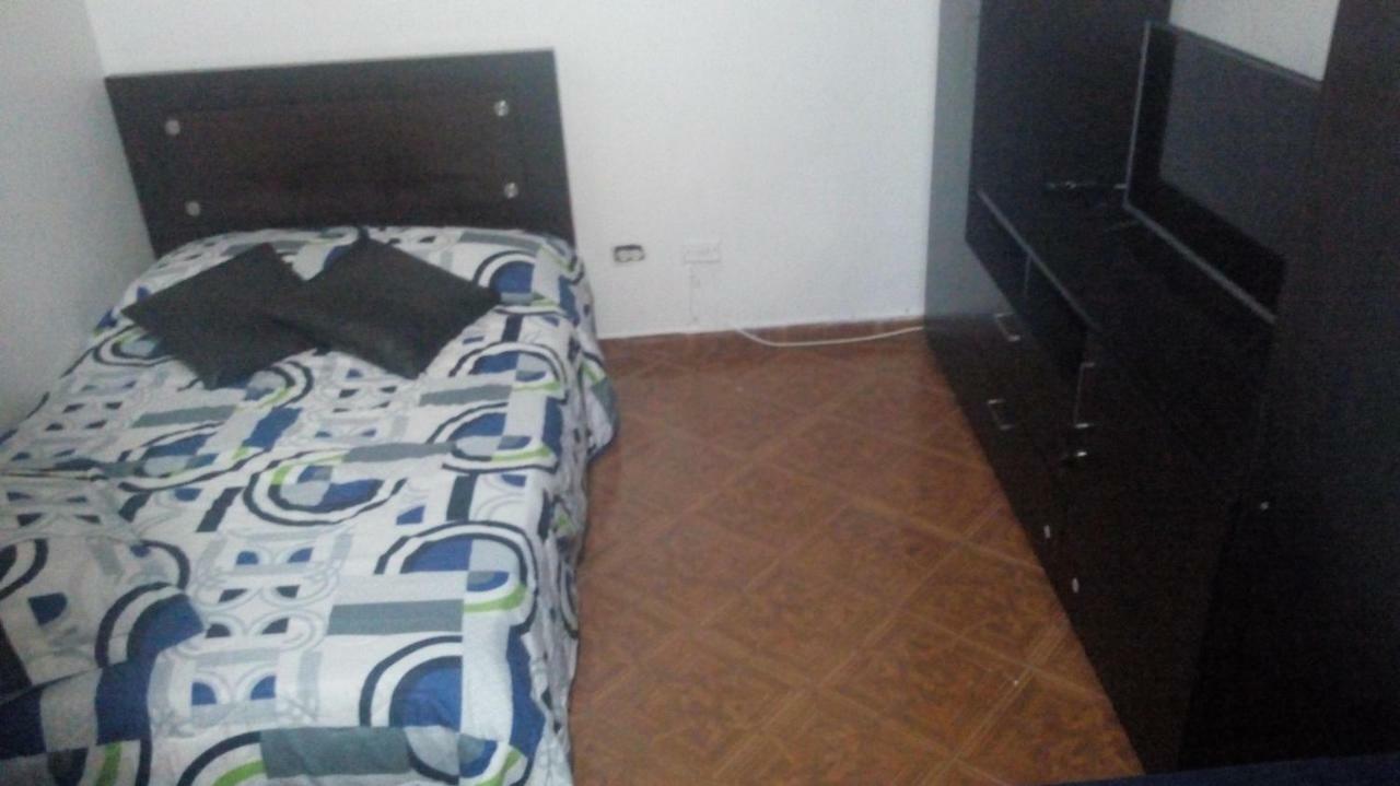Habitacion Cerca Al Centro Медельїн Екстер'єр фото